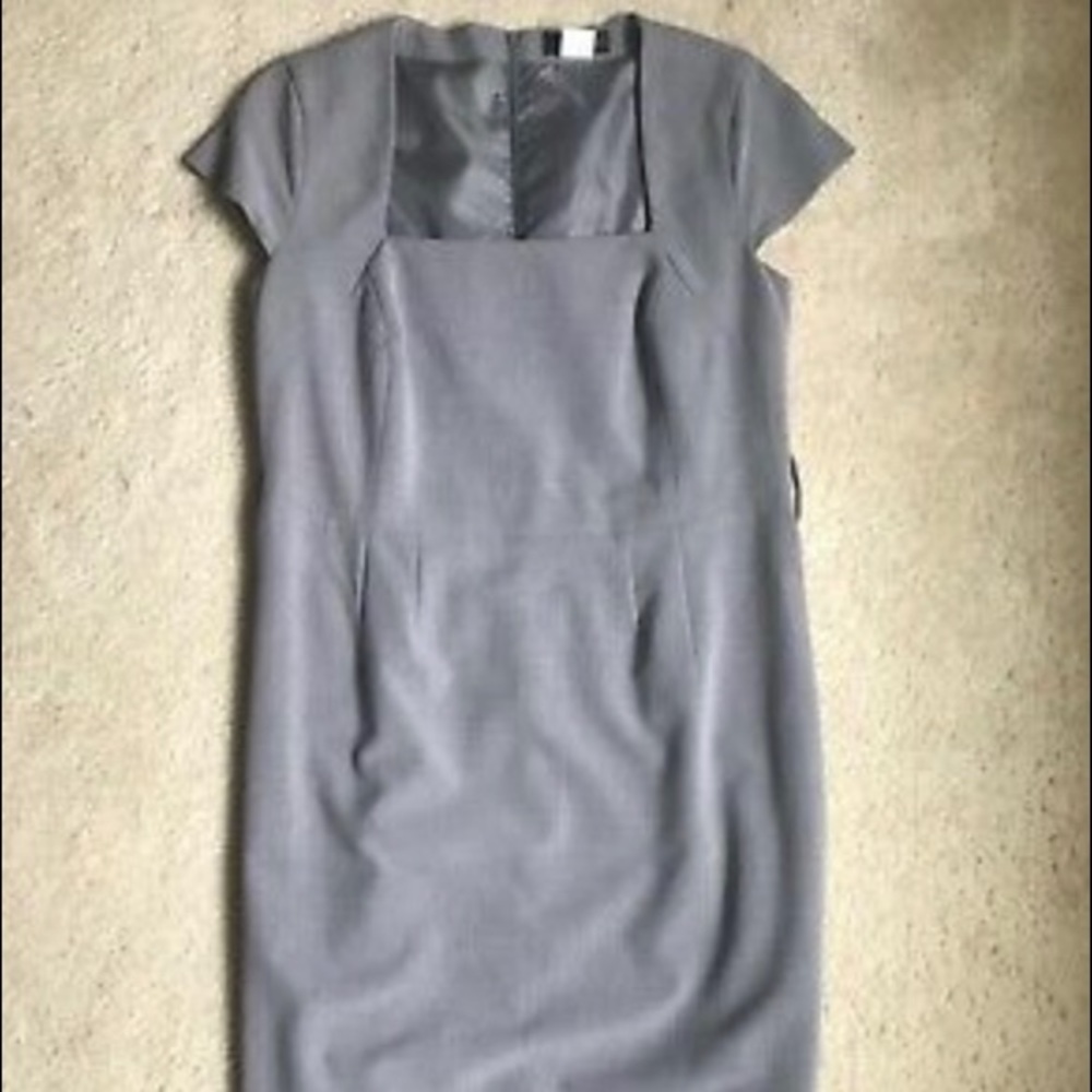 Venus Women Sheath Dress Gray Size 2 Color: Gray